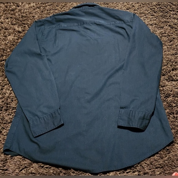 VAN HEUSEN Long Sleeve Button Down Striped Blue/Green Sz. L 16-16 1/2 EUC - Picture 5 of 6